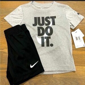 Nike Kids Gray 'Just Do It' Tee and Shorts Set size 7